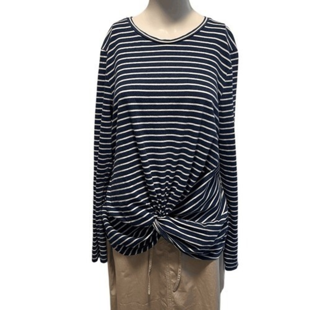 Universal Thread Navy White Striped Twist Front Top M